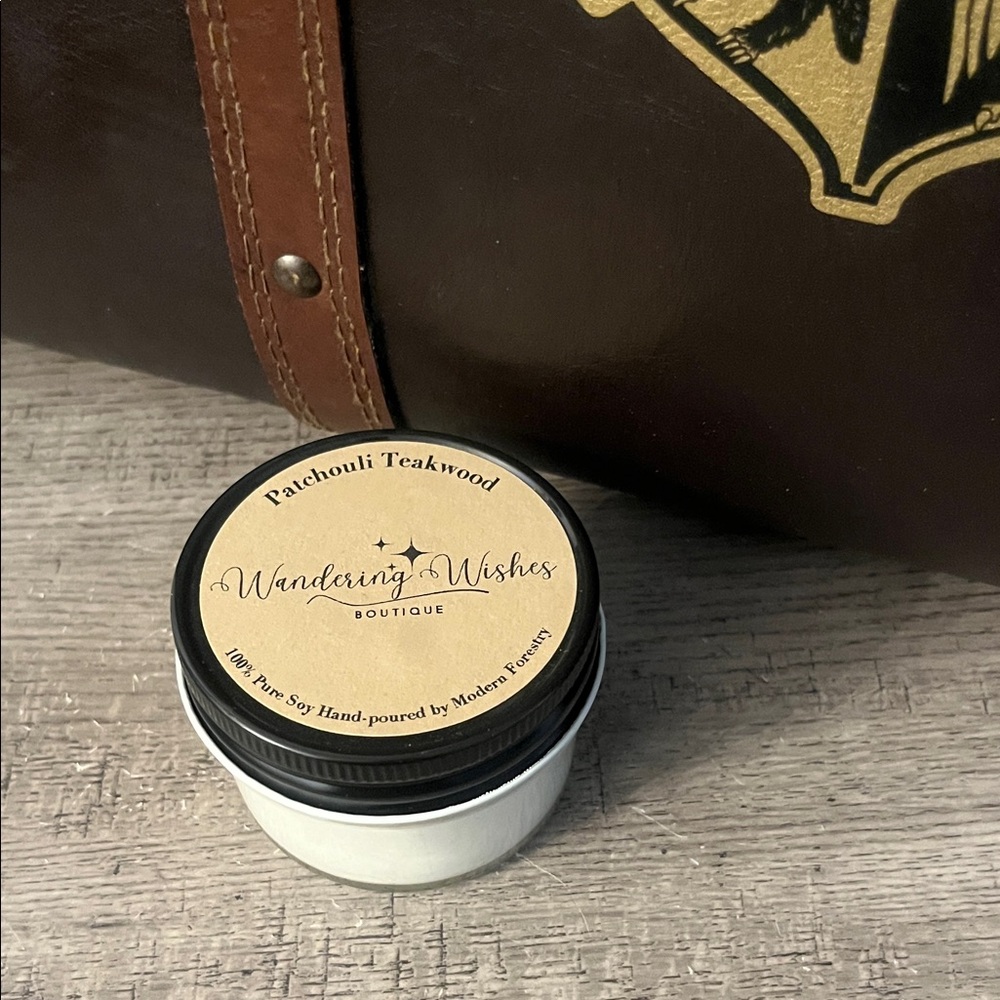 Patchouli Teakwood Scented 100% Soy Candle